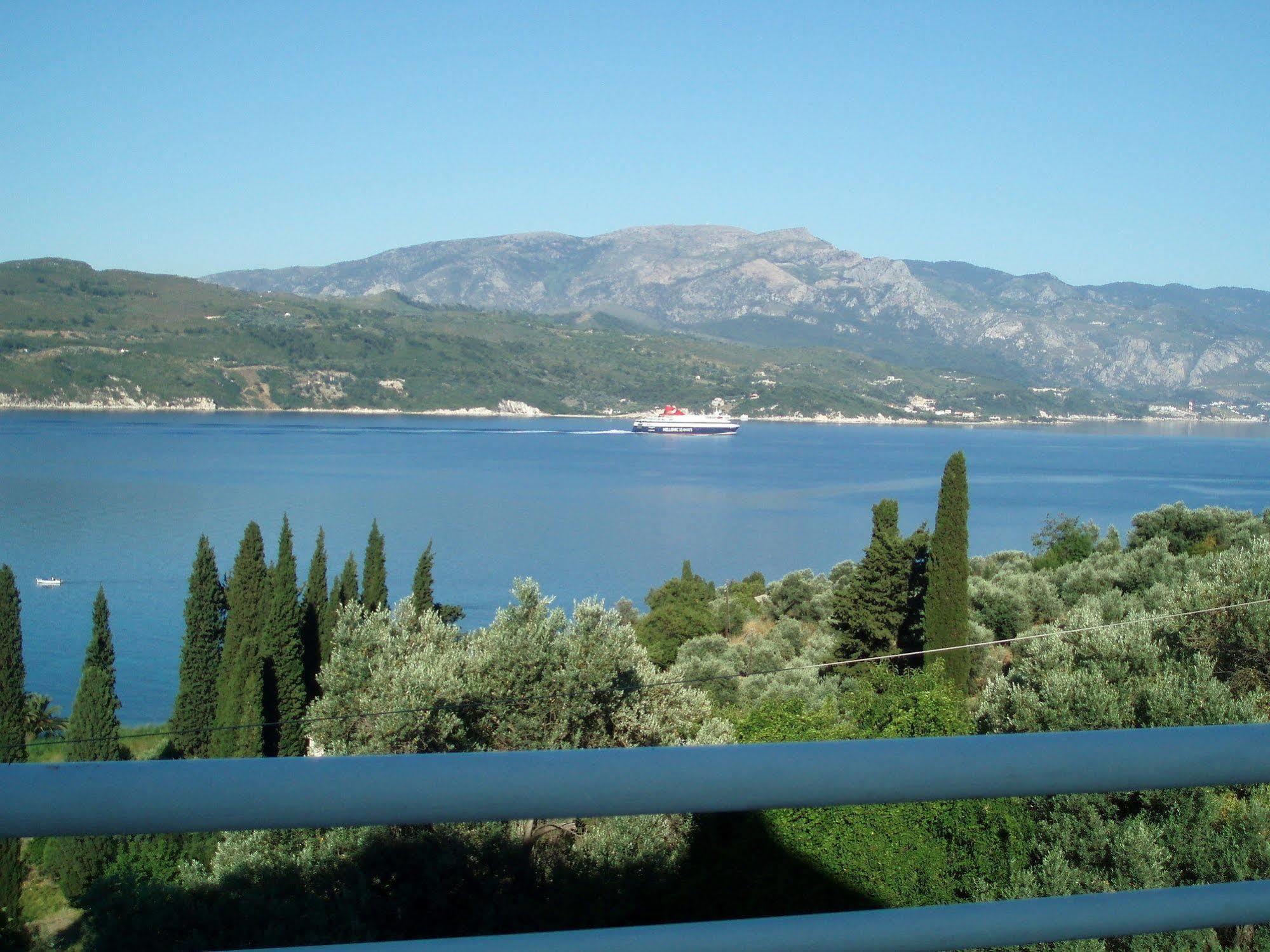 Scorpios Hotel & Suites Samos Town Zewnętrze zdjęcie